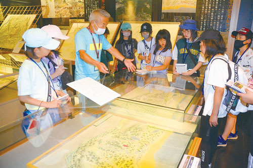 姉妹都市・つがる市の小学5年生が来町｜室蘭民報社 電子版