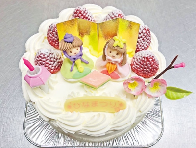 写真：おいしくてかわいらしいモンパリのひなまつりケーキの一例