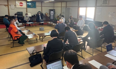 写真：次回会議で意見書をまとめることを確認した地区別検討委員会
