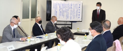 写真：２０２３年度の事業計画を決めた委員総会
