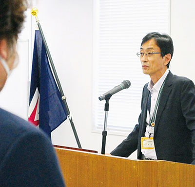 写真：管内の魅力発信や防災意識の向上などを訓示する関局長
