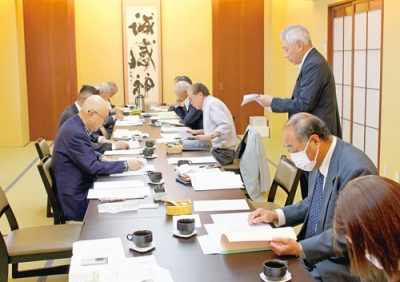 写真：２３年度の事業計画などを決めた登別管工事業協同組合の総会