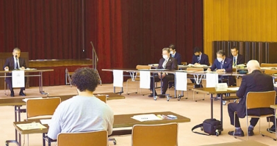 写真：本年度の事業計画を承認した推進委員会