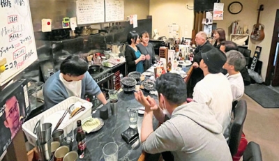 写真：室蘭の活性化について意見を交わす参加者（提供写真）