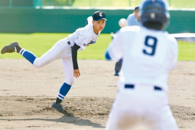 写真：【室東翔－苫南】力投を見せた室東翔・八木＝とましんスタジアム