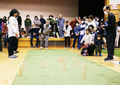 写真：優勝を目指しプレーを楽しむ選手たち