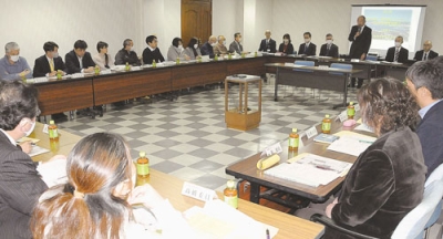 写真：蘭中、蘭西地区の学校の在り方を議論した協議会
