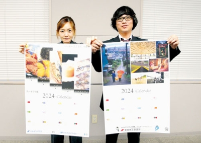 写真：地場海産物をデザインに採用した２０２４年版カレンダー（左）と撮りフェスバージョン