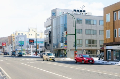 写真：商業地の高価格順位で上位だった室蘭市中島町１丁目２３・２４付近