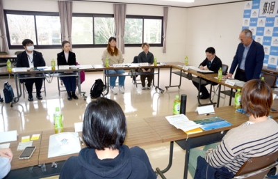 写真：白老で初開催された移住者ミーティング