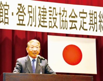 写真：ＤＸ推進を呼びかける草塩会長