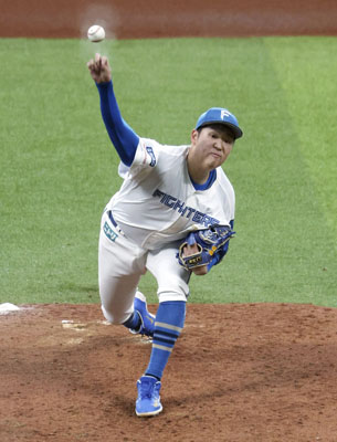 写真：楽天戦に先発し、無四球完封で２勝目を挙げた日本ハム・古林睿煬＝エスコンフィールド