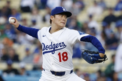 写真：アスレチックス戦に先発し、６回３失点で５勝目を挙げたドジャース・山本＝ロサンゼルス（共同）
