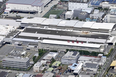 写真：日産車体の湘南工場＝１５日、神奈川県平塚市（共同通信社ヘリから）