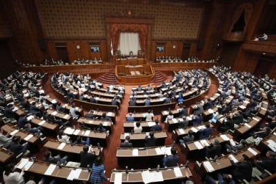 写真：改正災害対策基本法などが可決、成立した参院本会議＝２８日午後