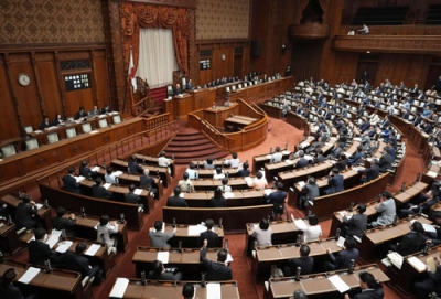 写真：ＡＩに特化した新法が可決、成立した参院本会議＝２８日午後