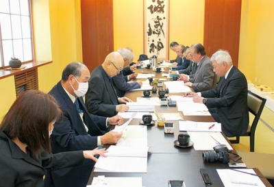 写真：２５年度の事業計画などを決めた登別管工事業協同組合の総会