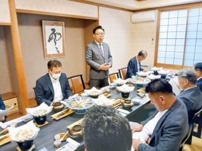 写真：本年度の事業計画を決めた白老貨物運送事業社協議会の総会