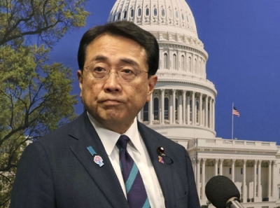 写真：ラトニック米商務長官との会談を前に取材に応じる赤沢経済再生相＝５日、ワシントン近郊（共同）