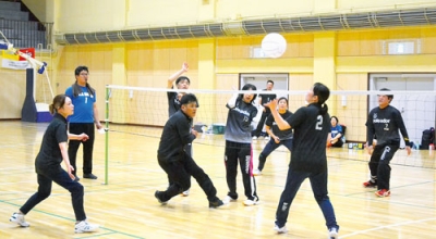 写真：熱戦を繰り広げる選手たち