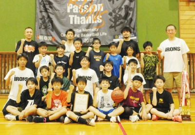 写真：堅守速攻で勝利を目指す室蘭アイアンズ
