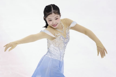 写真：全国高校選手権の女子フリーで演技する中井亜美＝１月、コーセー新横浜スケートセンター