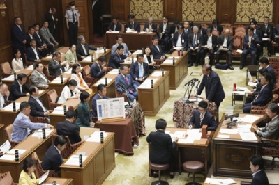 写真：集中審議が実施された衆院予算委＝４日午前