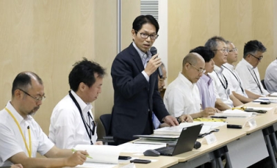 写真：道庁で開かれた「ヒグマ対策関係者会議」＝２１日午前