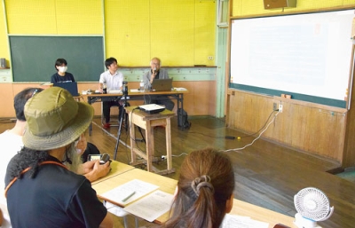 写真：円形校舎の保存活用などについて考えたシンポジウム