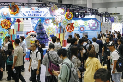 写真：開幕した「東京おもちゃショー２０２５」＝２８日午前、東京都江東区の東京ビッグサイト