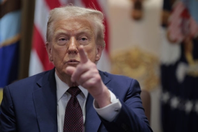 写真：米ホワイトハウスで発言するトランプ大統領＝２６日（ゲッティ＝共同）