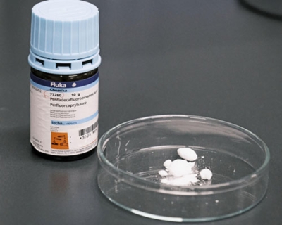 写真：有機フッ素化合物（ＰＦＡＳ）