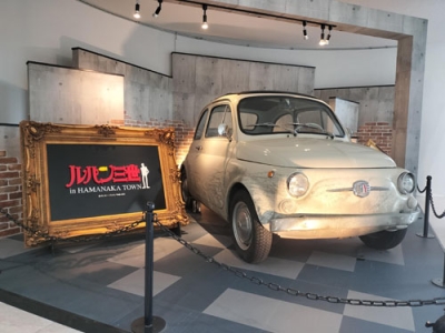 写真：フェスティバルの撮影会で使用されるルパン三世の愛車