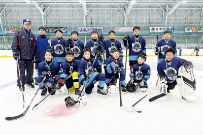 写真：新たなチーム名で本格始動した「室蘭スティーラーズＪｒ．」