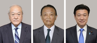 写真：（左から）自民党の鈴木俊一総務会長、麻生太郎元首相、木原稔前防衛相