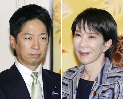 写真：政策協議に臨む自民党の高市総裁（右）と日本維新の会の藤田共同代表＝１７日午後、国会