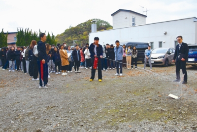 写真:消火訓練も行われた自衛消防訓練