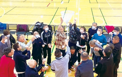 写真：大いに盛り上がった玉入れ