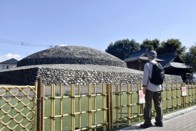 写真:武蔵府中熊野神社古墳=東京都府中市