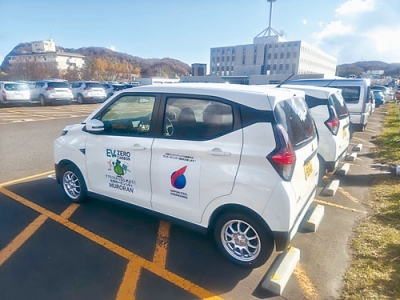 写真：運用を開始しているＥＶの公用車