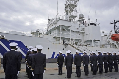 写真:北九州市で開かれた巡視船「そうや」の解役式=12日午前