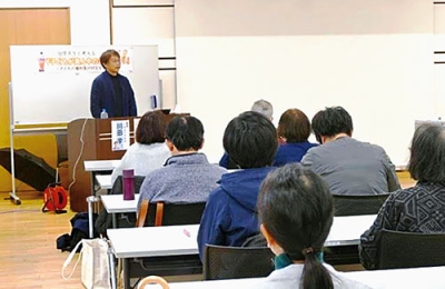 写真:世界各国の事例を紹介した川田さんの講演(提供写真)