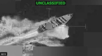 写真：米南方軍が米時間１６日にＸ（旧ツイッター）で公開した攻撃の映像（米南方軍のＸから、共同）