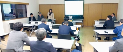 写真:キャッシュレス納付などに理解を深めた社長・事務担当者合同研修会
