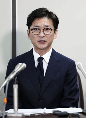 写真：記者会見する国分太一さん＝２６日午後、東京・霞が関の司法記者クラブ