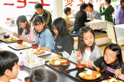 写真：子どもの居場所づくりや地域食堂などさまざまな取り組みが評価された「ゆめみ～る」