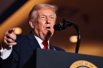 写真:9日、米東部ペンシルベニア州マウントポコノで演説するトランプ大統領(ロイター=共同)