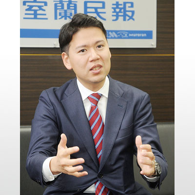 写真:地域課題について語る松下氏