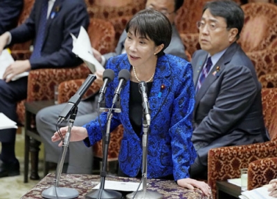 写真:衆院予算委の集中審議で答弁する高市首相=11日午前