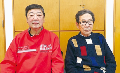 写真:母恋南町クラブ友愛会の藤田清会長(右)と倉見進副会長